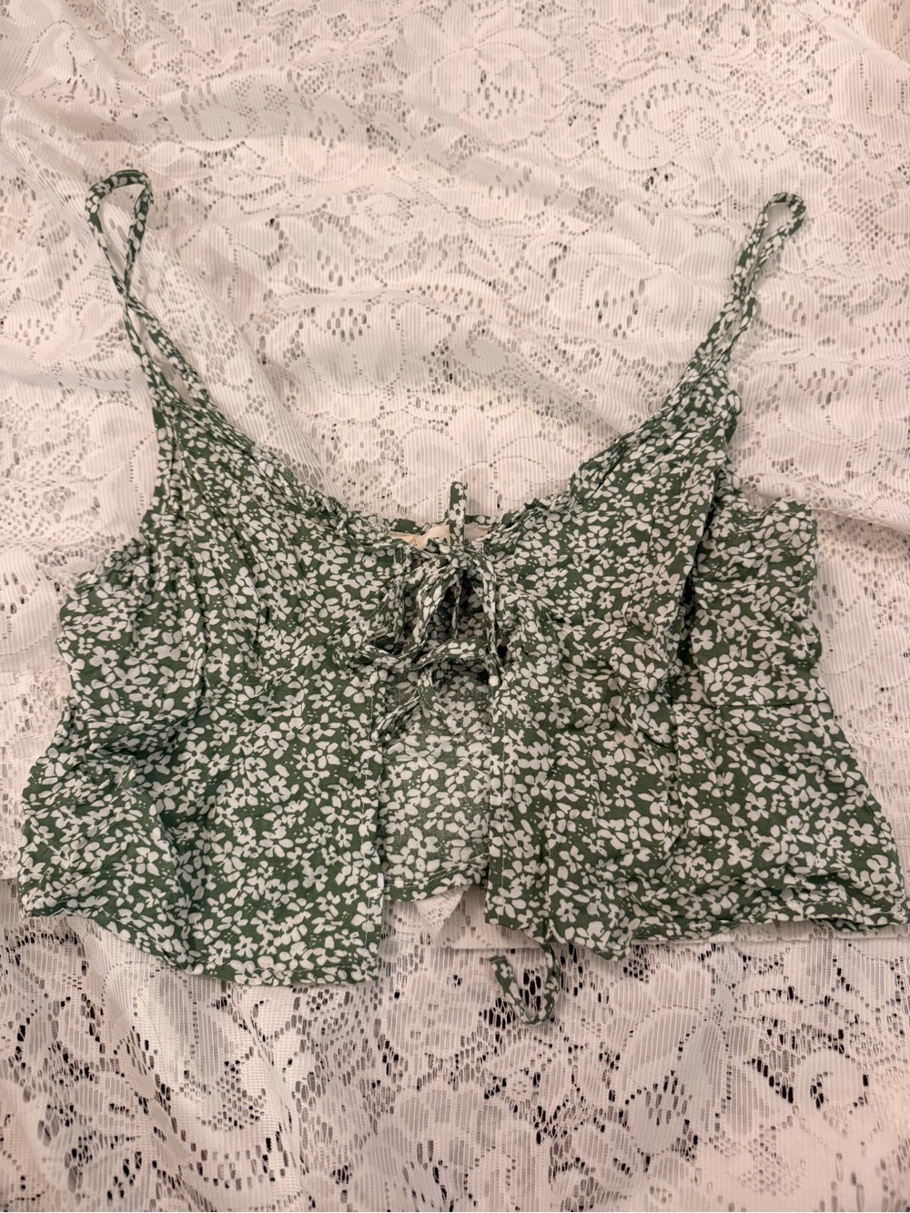La Hearts Olive Green Floral Tie-Front Crop Top